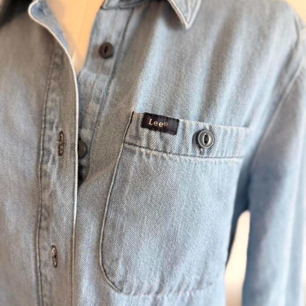 Lee Womens Light Wash Denim Button Down Shirt Long Sleeve Cotton Blue Small - Picture 2 of 5